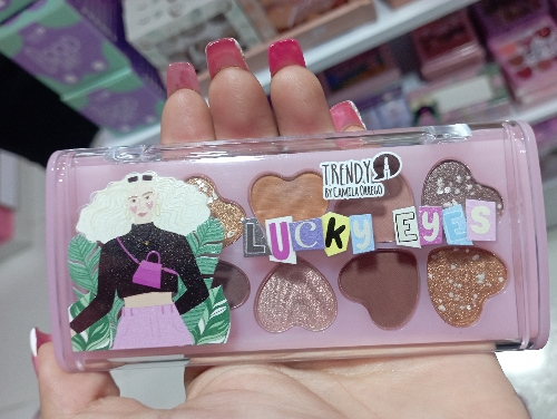Lucky trendy