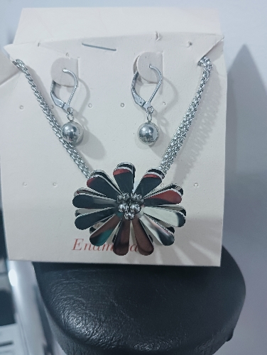 D1 CADENA ARETES ACERO