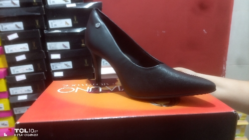Stiletto via uno