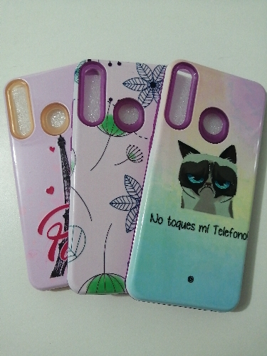 Case dama diseño alto relieve Y6P