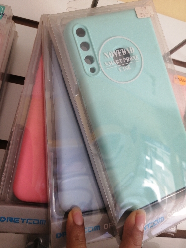Case mate gamuzado Y7 P