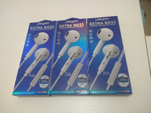 Audífono MARCA SUPER BASS BLANCO (Q28)