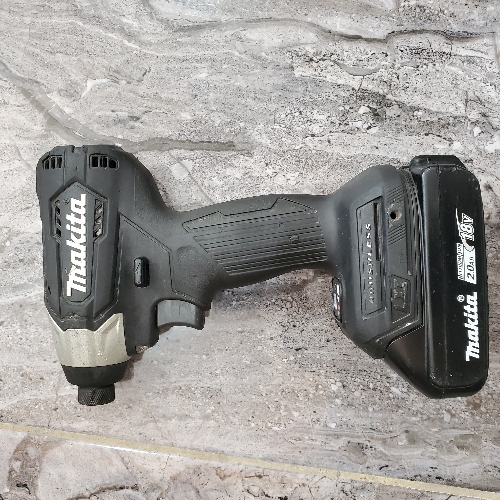 Taladro recargable Makita