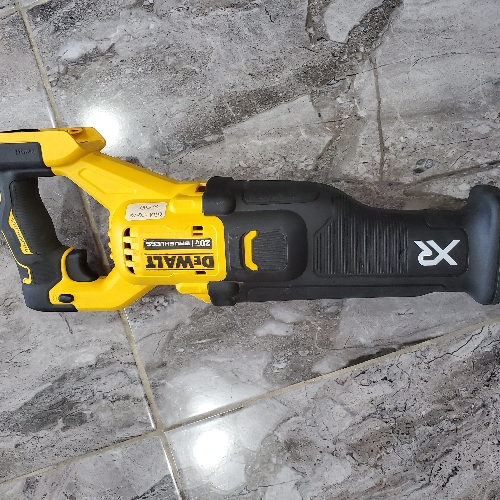 Sierra sable dewalt recargable