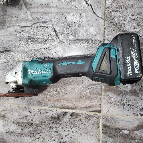 Pulidora recargable Makita