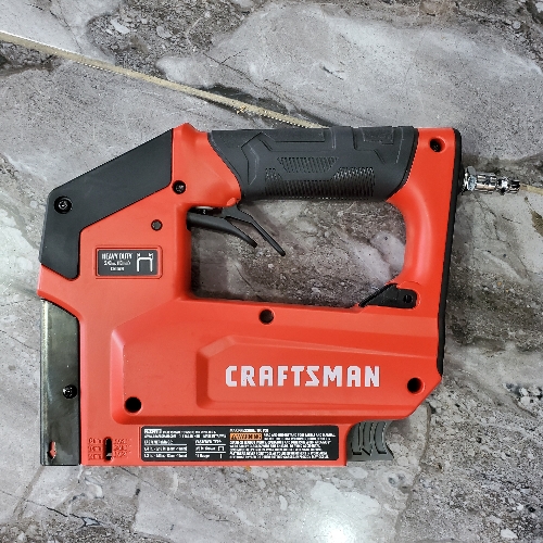 Grapadora de aire Carftman
