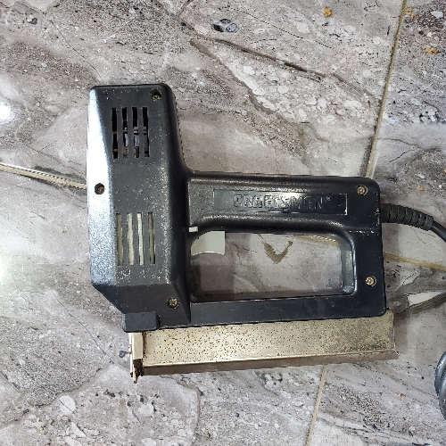 Pistola de clavo Craftman