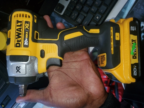 Pistola de impacto de mecanica dewalt