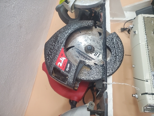 Sierra de mano Skil saw