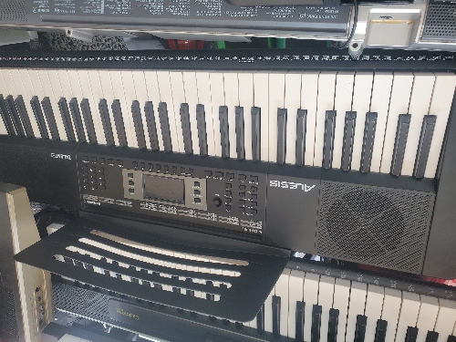 Piano Alesis