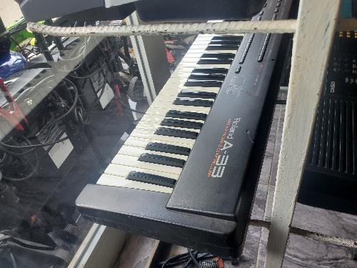 Piano Toland A33