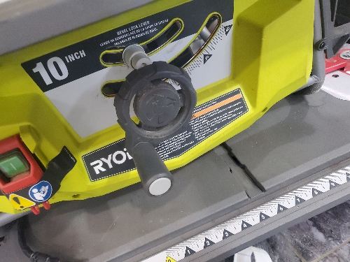 Sierra de mesa Ryobi XL