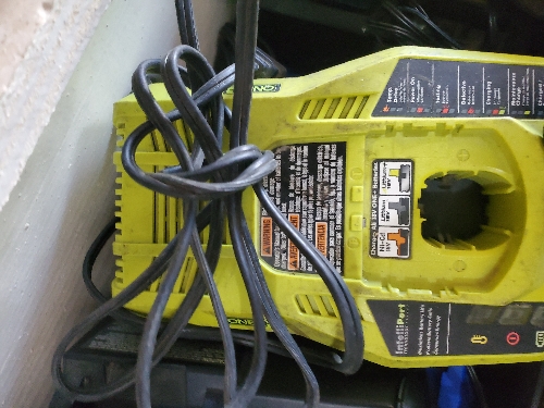 Cargador Ryobi  40v