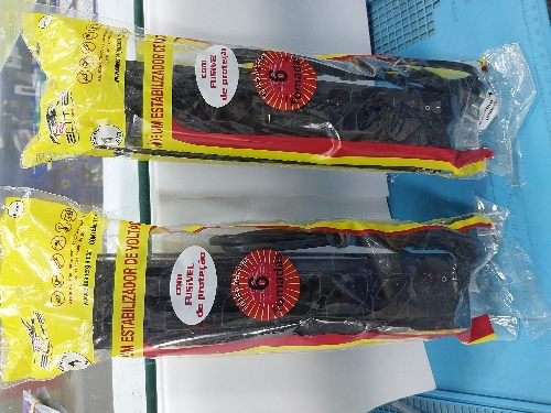 Filtro de linha com seis tomadas