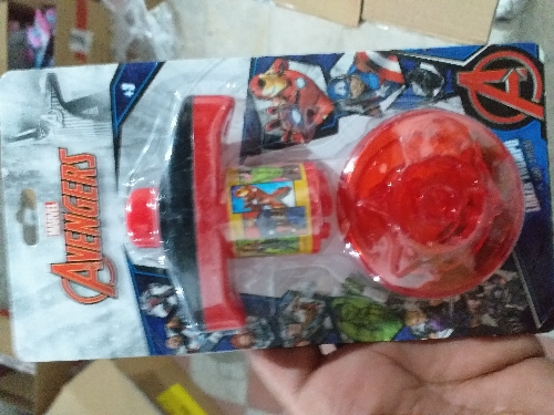 Lanza trompo  avengers  tl15