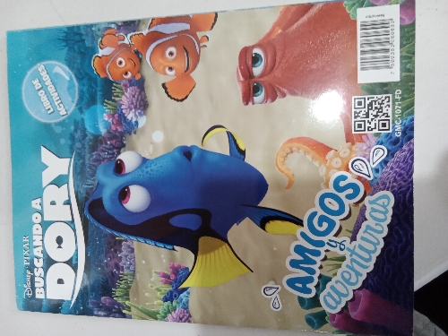 Buscando a Dory amigos y aventuras