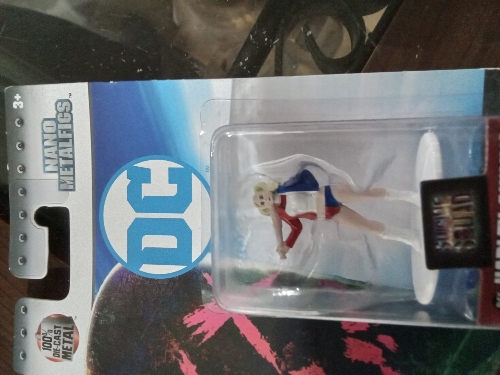 Figura DC metal