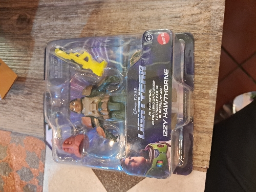 FIGURITAS DE ACCION BUZZ