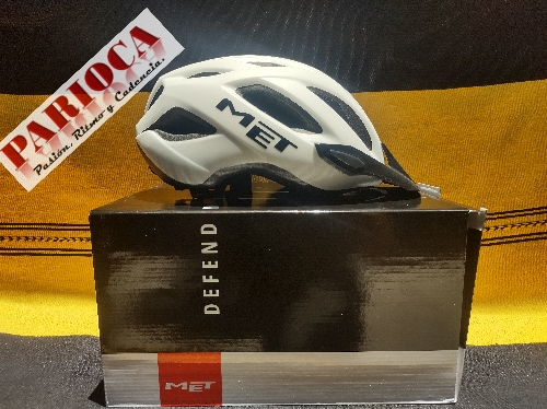 Casco Met crossover talla M