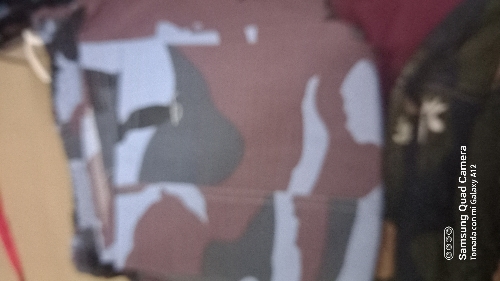 Buso camuflado tela kaki