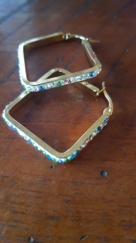 Arete cuadrado