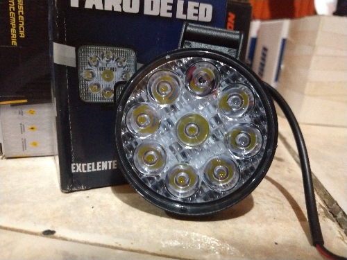 Faro redondo mini 9 led