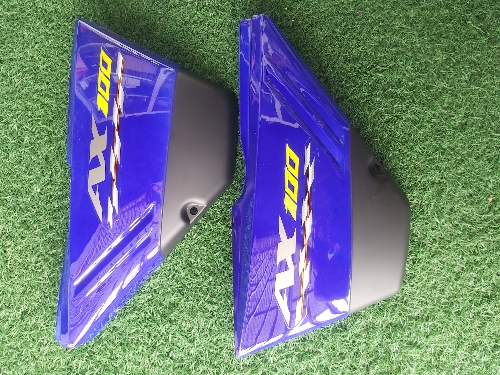 Tapas laterales AX100 2015 azul