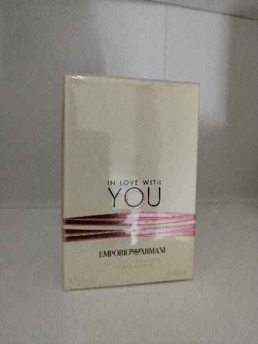 Giorgio Armani IN LOVE With