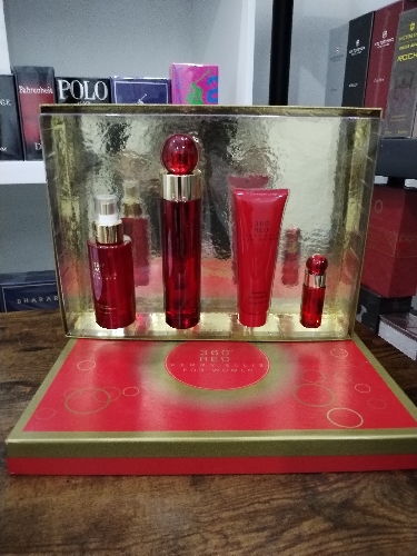 Set Perry Ellis Red mujer 4 piezas