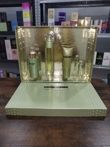 Set Perry Ellis Reserve mujer 4 piezas
