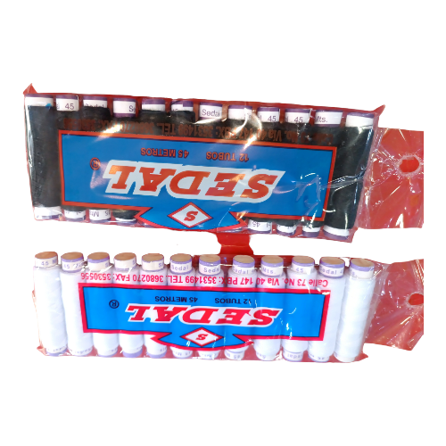 Hilos blanco y negro