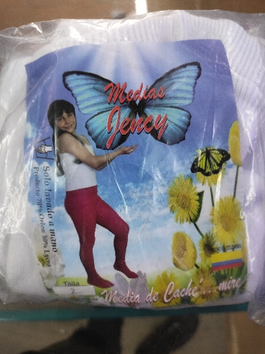 83-2 Media Cachemir niña
