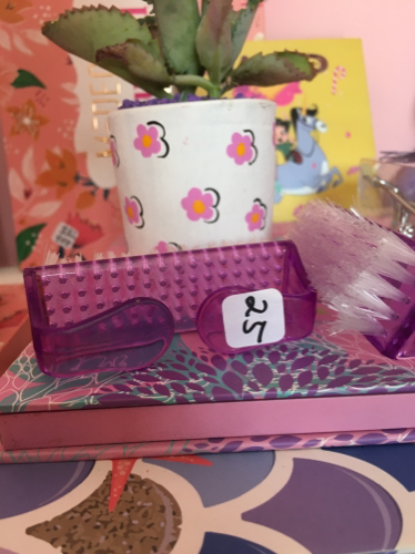 Cepillo de Uñas