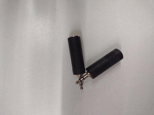 Adaptador 6,5- 3,5 stereo plástico