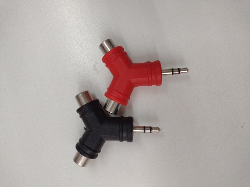 Adaptador T 2RCA a 3,5 plug stereo