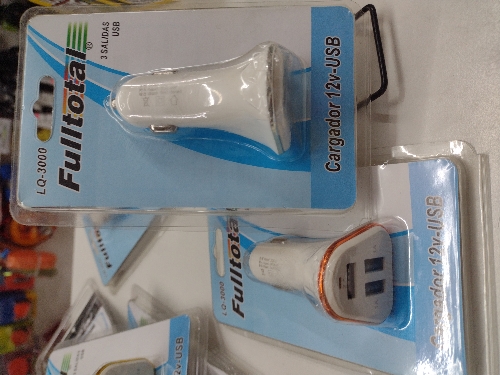 Cargador 12v triple USB Fulltotal