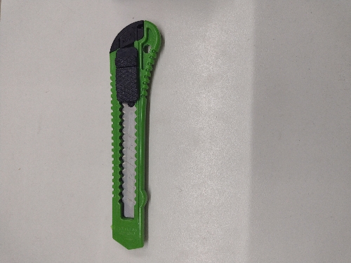 Cutter plástico 1,8mm