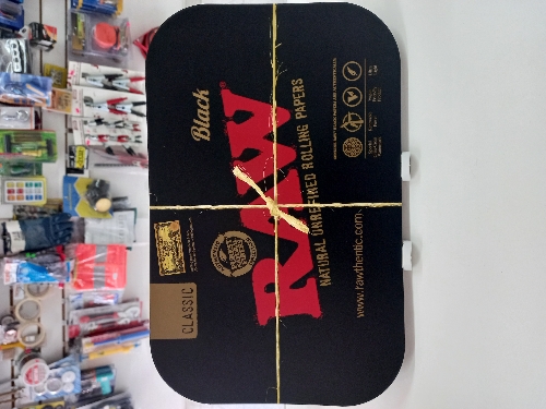 Base imantada Raw Black 27x17