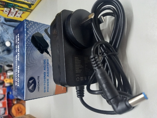 Fuente Megalite 9V 2A 5.5mm