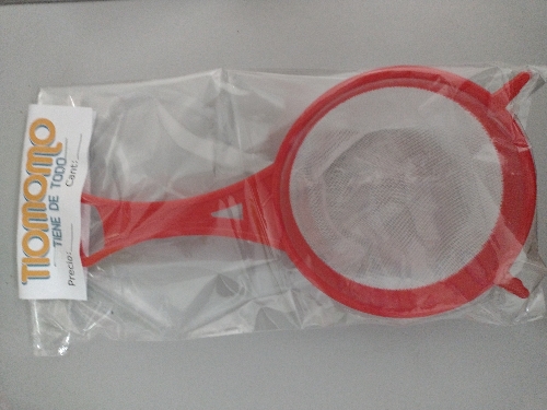 Colador plastico 10cm