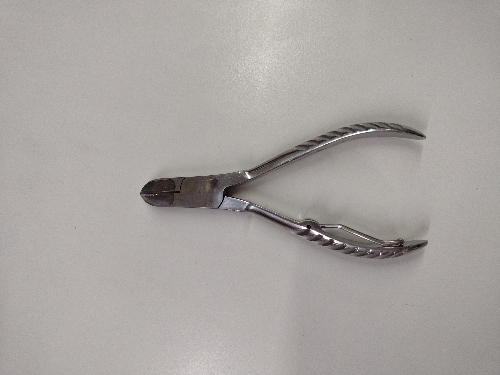 Alicate uña curvo 4 3/4" Germania 741