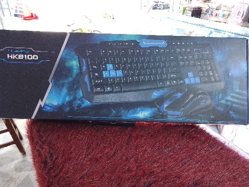 Combo gamer, teclado y mouse HK8100
