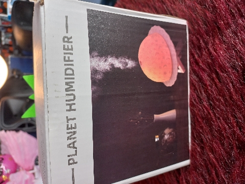 Planet humidifier