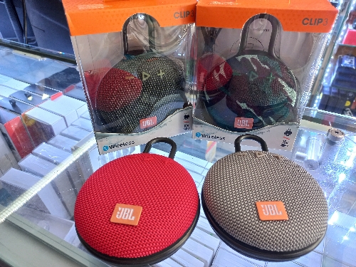 Parlante jbl clip3