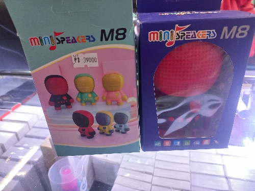 Parlante m8