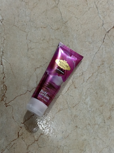Crema Corporal Body Luxuries Nature Spell 💐 125ml