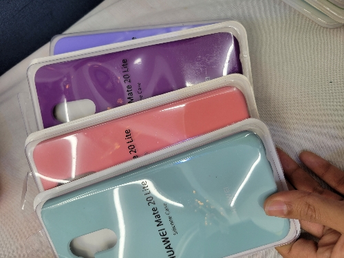 PROTECTOR SILICONE MATE 20 LITE