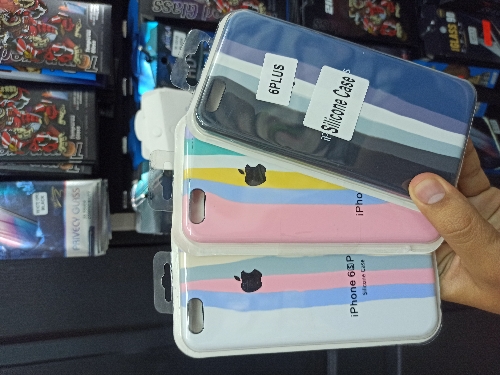 PROTECTOR SILICON IPHONE 6 PLUS ARCOIRIS