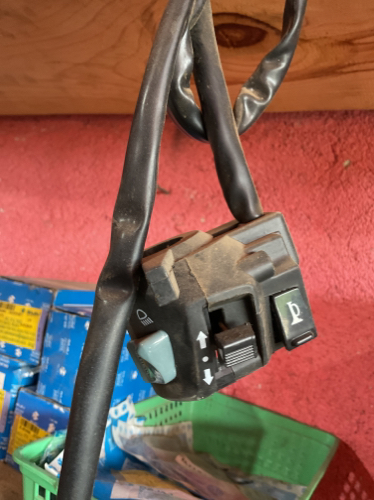 Caja de contactos cgl 125 itálica ft150 LH