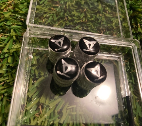 Tapon de valvula cupra con seguridad